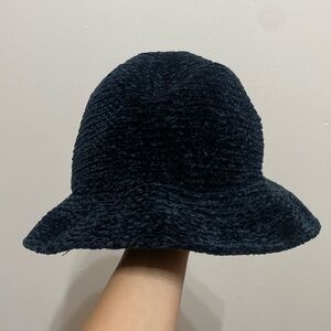 Black Bucket Hat